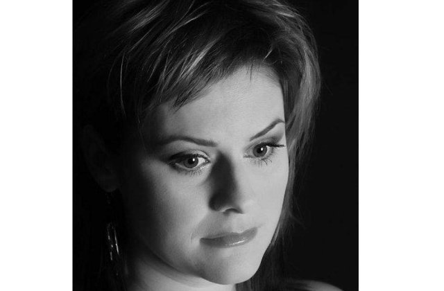 Teorii cu privire la moartea cantaretei Malina Olinescu