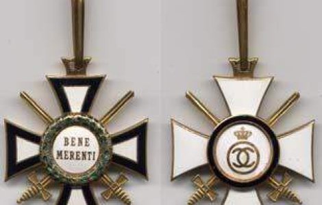 Vanghelie, decorat de Basescu