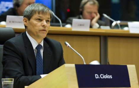 Ciolos: PNL se regaseste in zona clasei politice vechi si refuza cu obstinatie sa se reformeze