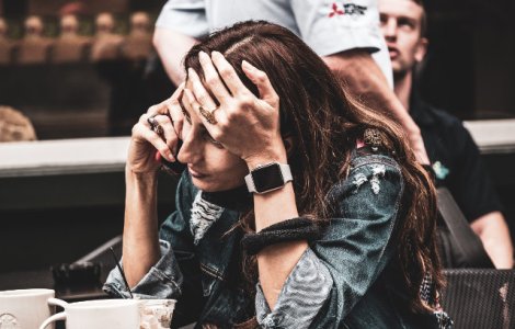  Top  8 moduri prin care sa depasesti depresia atunci cand nu iti gasesti un loc de munca