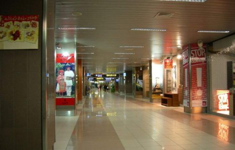 Inca 6 ani pana mergem cu metroul la aeroport