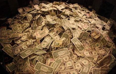 Risipa: Pe ce cheltuieste Primaria Deva banii?