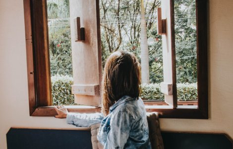 Studiu: Femeile matinale au un risc mai mic de a dezvolta cancer de san