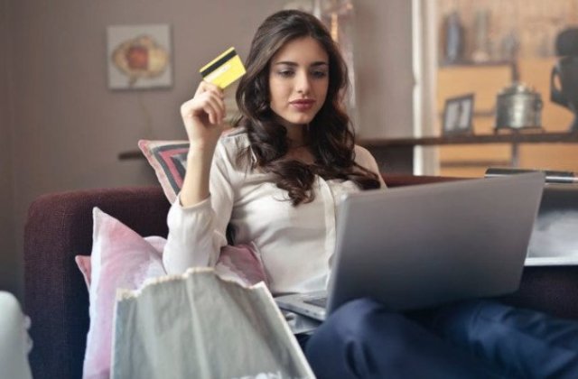 7 metode ciudate prin care poti obtine bani cand nu ai un job