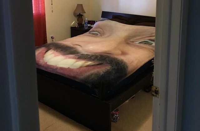 Parteneri care nu se tem de penibil: 15 imagini din relatii care nu se arata deloc plictisitoare