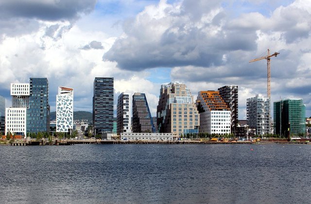 Prelungirea perioadei de efectuare a controalelor la frontiere in Suedia si Norvegia