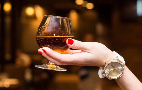 Tu stii care este diferenta intre coniac si brandy?