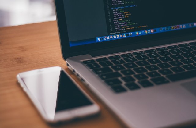 Cluj: Zeci de firme ofera locuri de munca in domeniul IT la un targ dedicat acestui domeniu