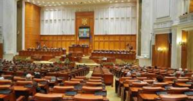 Bugetul Educatiei, singurul ramas neadoptat in sedinta de joi a Parlamentului