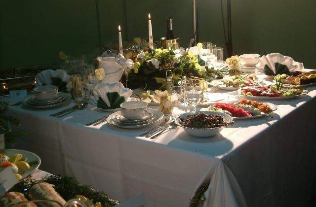 4 ponturi pentru o masa traditionala de Craciun perfecta