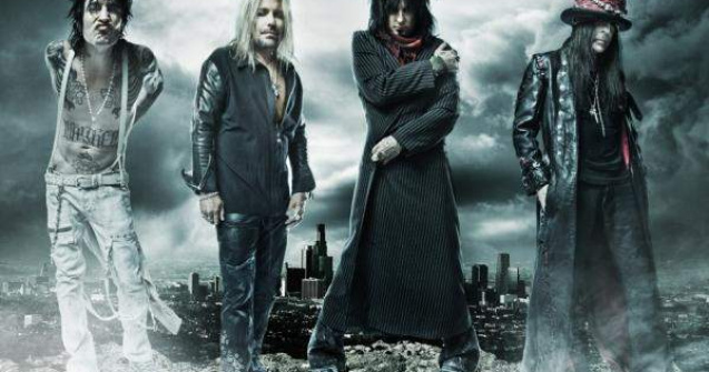  Video  Motley Crue vin in Romania!