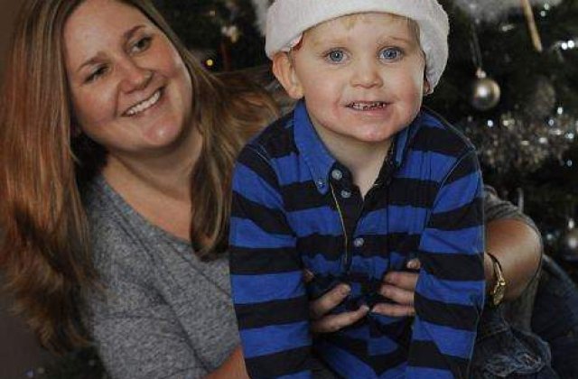 El este copilul alergic la Craciun