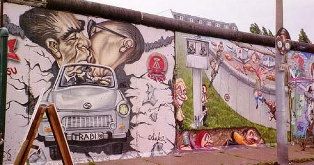  Top  Momentul 89 in Europa: Cinci exemple de democratie