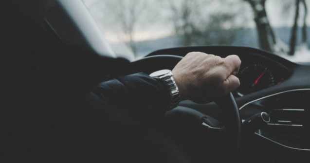 Un primar care conducea fara permis de 10 ani, surprins pe un drum judetean cu exces de viteza