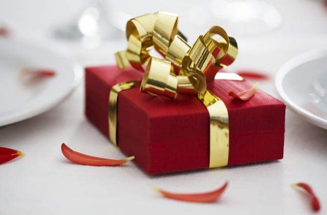 Cum poti sa economisesti in ajunul Sarbatorilor