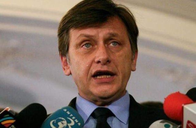 Antonescu: Prin comasare, Parlamentul devine o institutie de mana a doua
