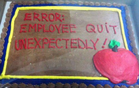  Top  In loc de "ne vei lipsi": 10+ torturi primite de la colegi de cei care si-au dat demisia