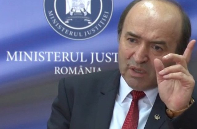 Tudorel Toader: Raportul MCV foloseste standarde duble si are iz politic