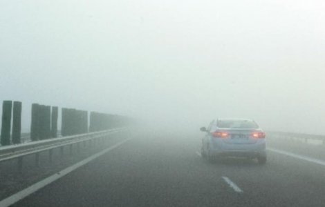 Cod galben de ceata in noua judete, joi dimineata