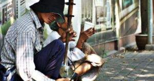 Lege contra cersetoriei: Amenzi pentru "milosi"