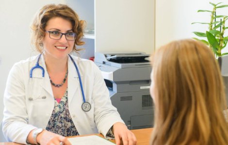 Oncolog: Riscul unei femei care are o ruda de gradul 1 cu cancer de san sa faca un cancer mamar este de 40 de ori mai mare