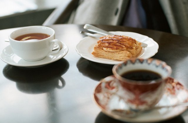 Ce anume determina preferinta noastra pentru ceai sau cafea, potrivit unui studiu australian