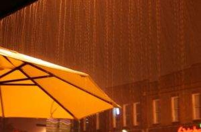 Meteo: Vineri incep precipitatiile