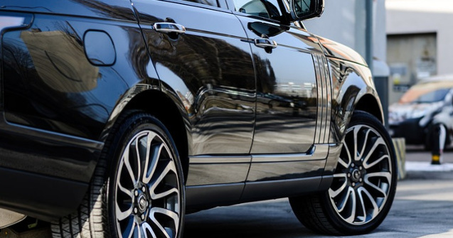 Austria: Diplomat ungar, concediat dupa ce a folosit numere de inmatriculare diplomatice pentru masina sa de lux