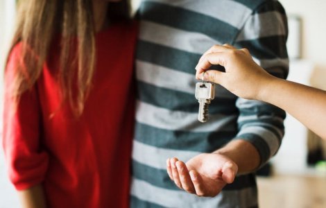  Top  8 lucruri importante pe care cumparatorii unei case trebuie se le afle de la fostul proprietar