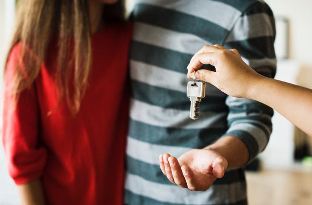 8 lucruri importante pe care cumparatorii unei case trebuie se le afle de la fostul proprietar