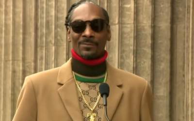 Snoop Dogg si-a multumit lui...