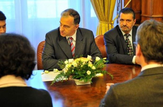 [VIDEO] Geoana: Voi lansa o miscare profesionista