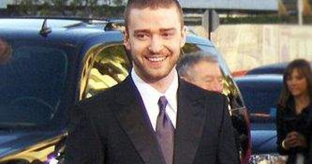 Justin Timberlake si Jessica Biel s-au logodit!