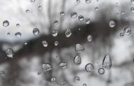 Meteo: Vin ploile si temperaturile scad