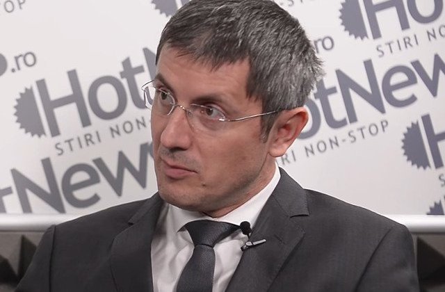 Barna: Opozitia presedintelui de a nu deveni notarul lui Liviu Dragnea este asteptata de societate