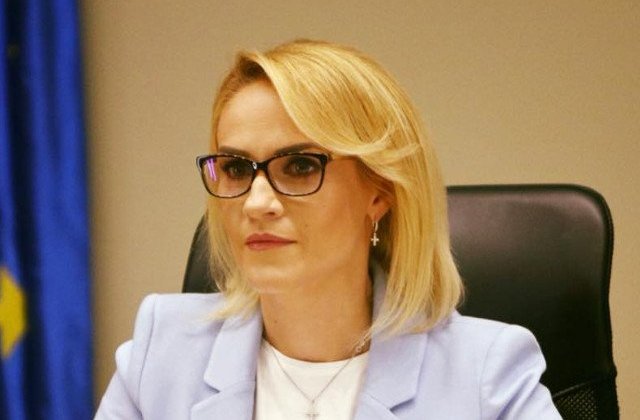 Dan Barna si Roxana Wring solicita demisia primarului Gabriela Firea
