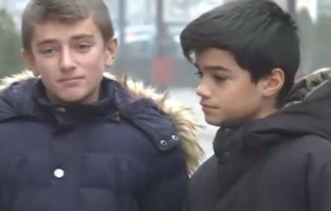 Doi copii au gasit 3.000 de lei pe strada. Ce au decis sa faca cu banii/ VIDEO