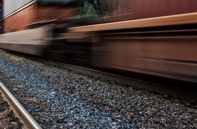 Momentul in care un tren deraiaza, surprins de camere. 25 de morti in urma incidentului/ VIDEO