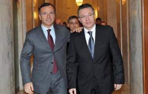 Presa italiana: Diaconescu-Frattini, scor 1 la 1