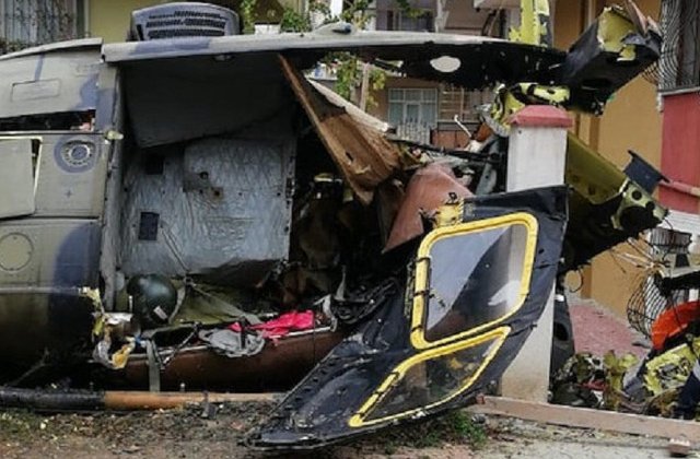Patru persoane au murit dupa ce un elicopter militar s-a prabusit in Istanbul