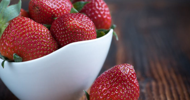 Misterul capsunelor contaminate - Un ac de cusut, descoperit intr-o capsuna din Noua Zeelanda