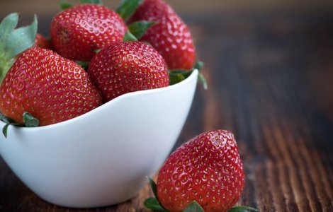 Misterul capsunelor contaminate - Un ac de cusut, descoperit intr-o capsuna din Noua Zeelanda