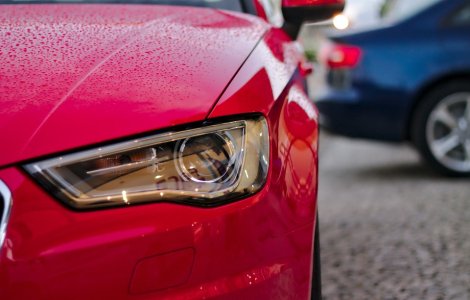 Cand se schimba ora se schimba si farurile masinii