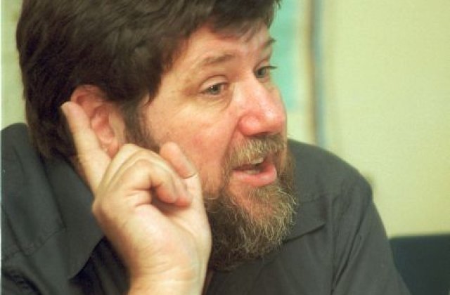 Bogdan Hossu: Ideea ministrului Teodorovici legata de limitarea permisului de munca nu are niciun sens