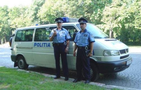 31 de politisti bucuresteni, cercetati pentru coruptie