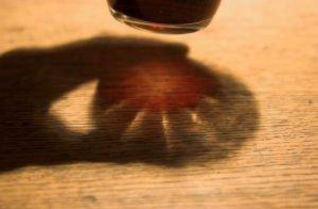 Copil de doi ani internat pentru coma alcoolica