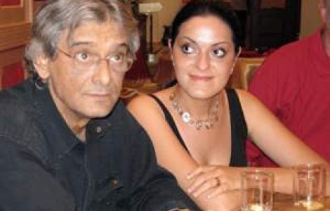 Lavinia Pintea ramane cu apartamentul, masina si o parte din veniturile actorului Adrian Pintea