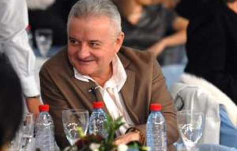 O proxeneta i-a trimis lui Columbeanu o prostituata la birou!