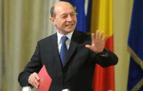 Basescu nu-si asuma problemele Cabinetului Boc