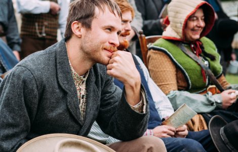 30+ nume amuzante: de la Ramurel Pastrama la Strut Modest si Randunel Pisica